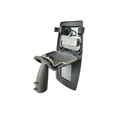 Lumen Tinggi 40 - 150W Aluminium Lampu Jalan LED Penghematan Energi