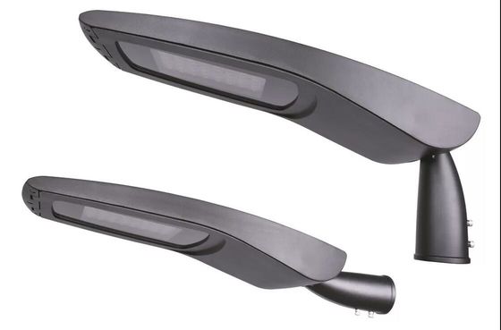 Abu-abu Tubuh Aluminium Tiang Lampu Disesuaikan 3 Tahun Garansi 120° Beam Angle