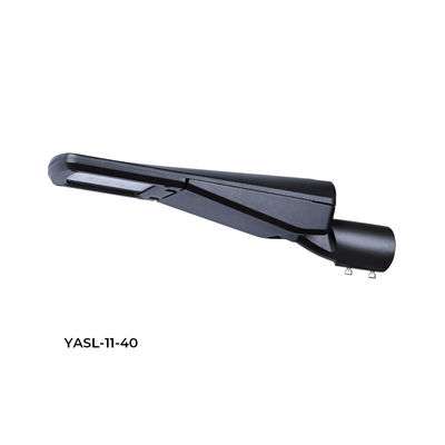 Di luar Die Casting Aluminium Led Street Light 40W 3000K IP66 tahan air untuk jalan utama