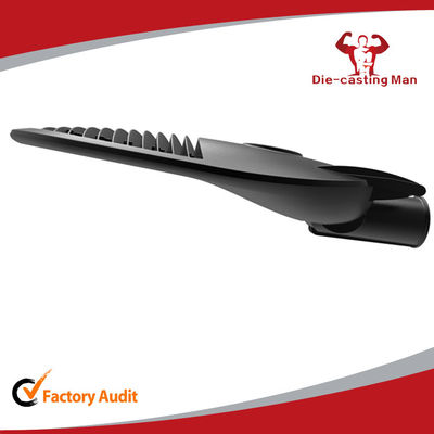 Outdoor LED Lampu Jalan Perumahan Bahan Aluminium IP66 IK08 Adaptor Adjustable 60mm Opsional