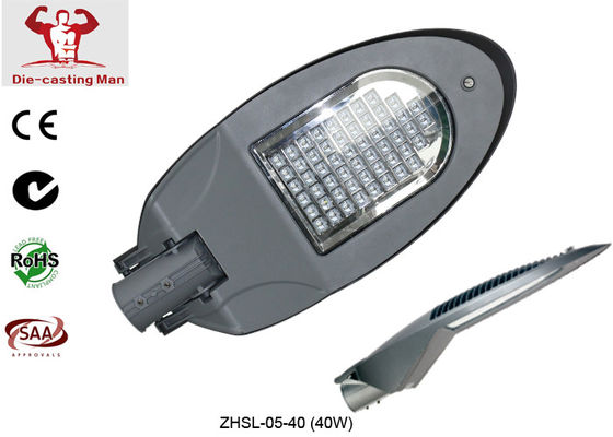 CRI 70 Lampu jalan LED bertenaga tinggi Sudut optik 145*85° 50W Ip66 Photocel Outdoor Modern Street Light