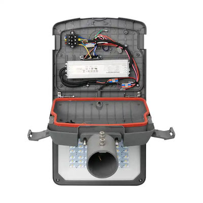 Die Casting Aluminium Jalan Lampu LED Dengan IP65 Rating Untuk Pencahayaan Luar Ruang