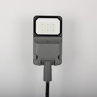 AC85-265V Input Voltage Lampu LED Jalan dengan Efisiensi 130-190lm/w