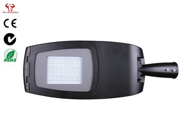 50 / 60Hz Perumahan Lampu Jalan LED 50000h LED Seumur Hidup IP66 IK08 ZHSL-13-150