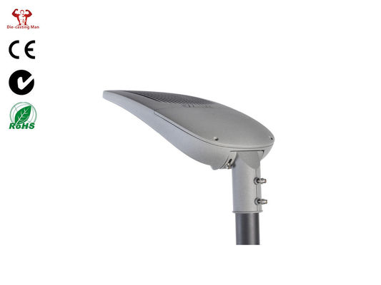 Hitam Dan Abu-abu IP66 Aluminium Light Housing 120w Power 684 * 300 * 185mm Ukuran